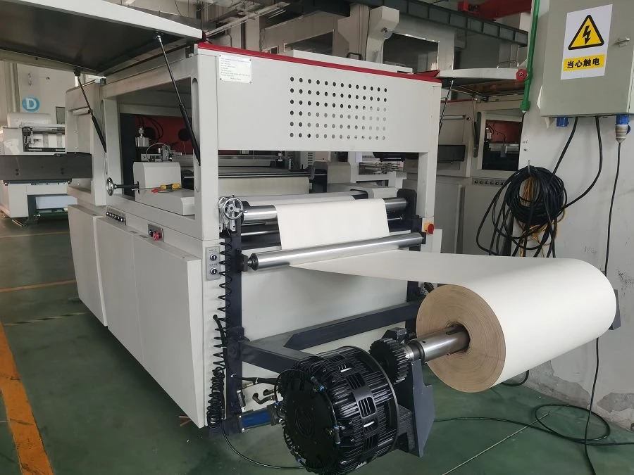 Máquina de cortar caixas