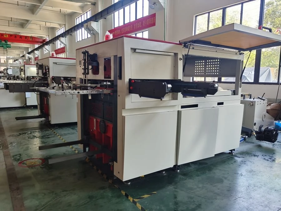 Máquina de corte e vinco de madeira para copos de papel