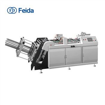 Máquina de ereção de papelão